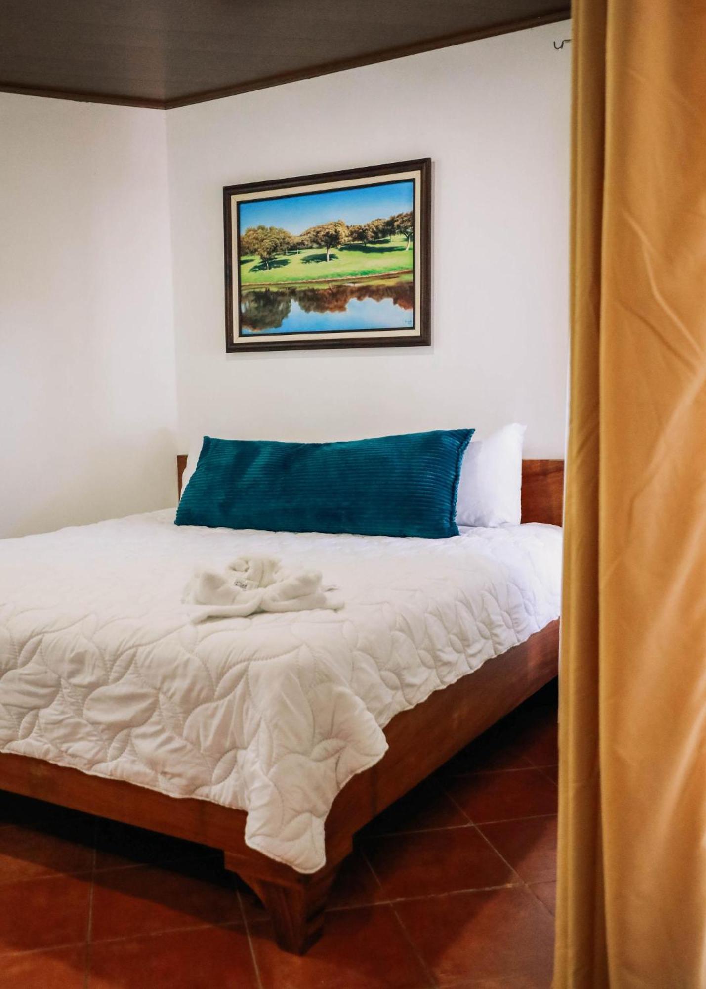 Hotel Y Restaurante El Paramo San Rafael  Εξωτερικό φωτογραφία