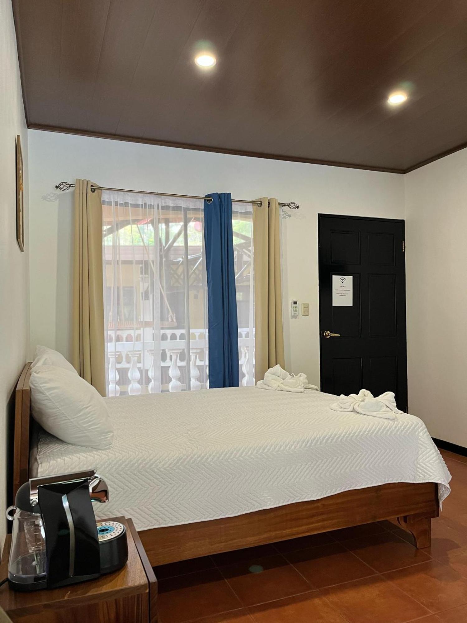 Hotel Y Restaurante El Paramo San Rafael  Εξωτερικό φωτογραφία